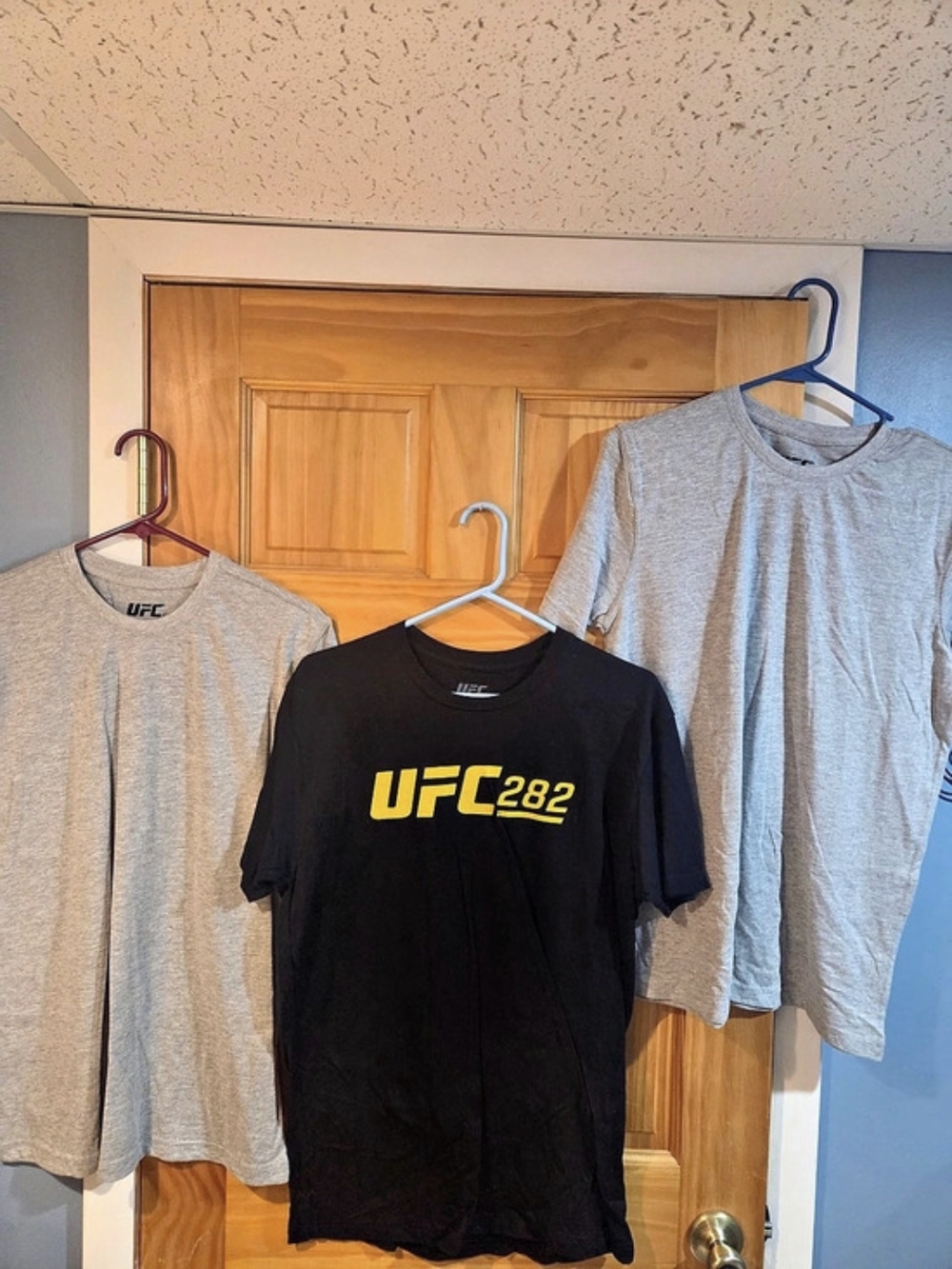UFC 282 Blachowicz vs Ankalaev Event T-Shirt Medium